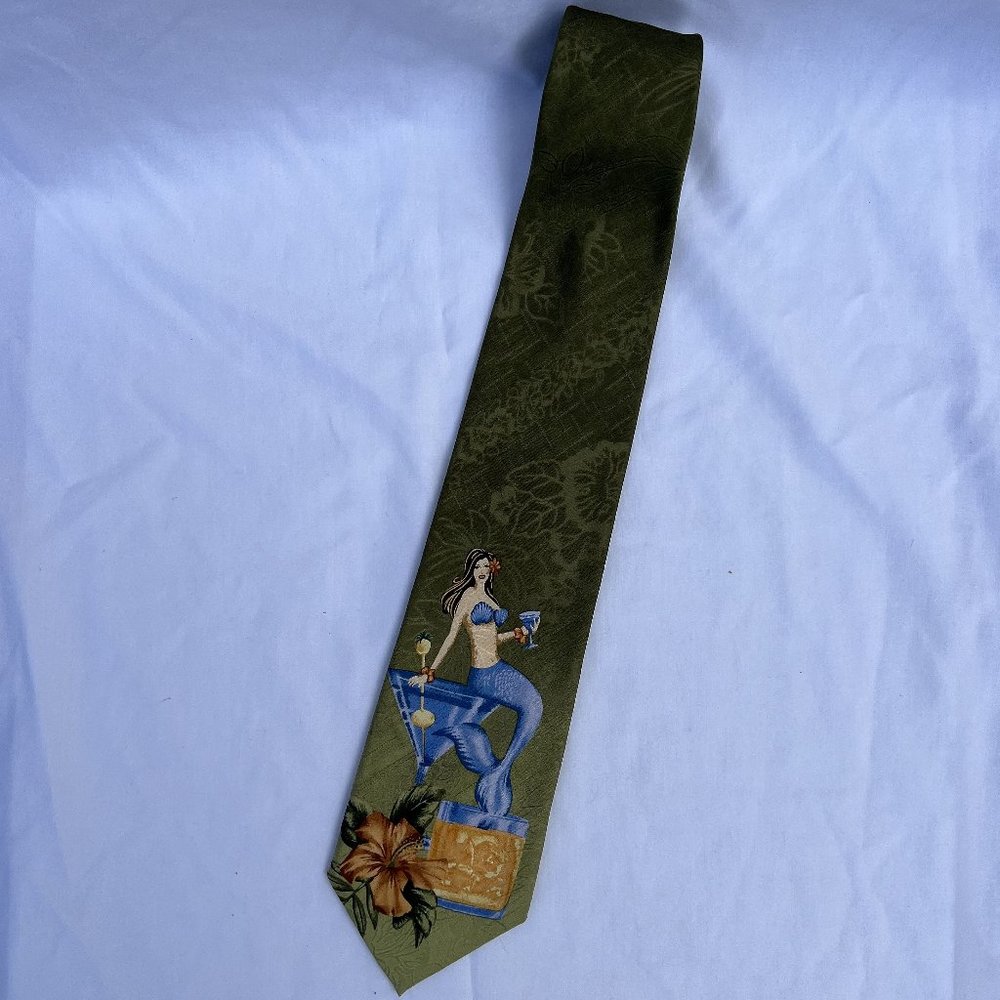 New Tommy Bahama 100% silk designer men's neck tie Drinking Mermaid ITALY NWOT